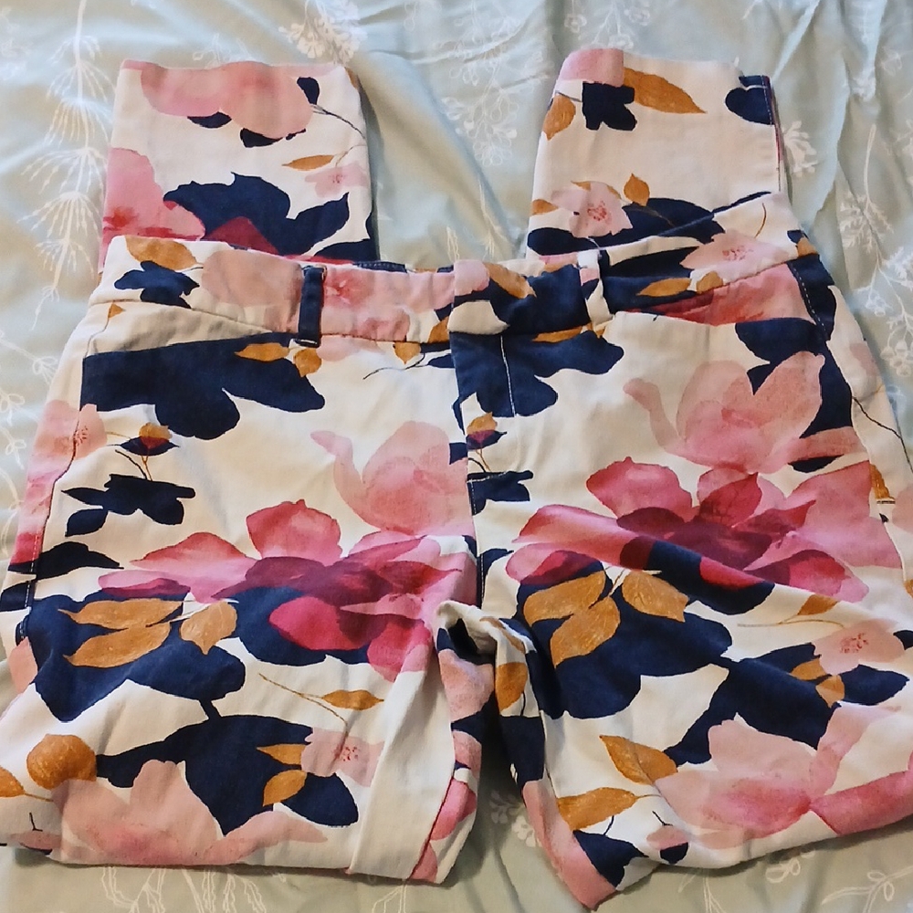 Old Navy Pixie Mid-rise Slim Floral womans Pants 4